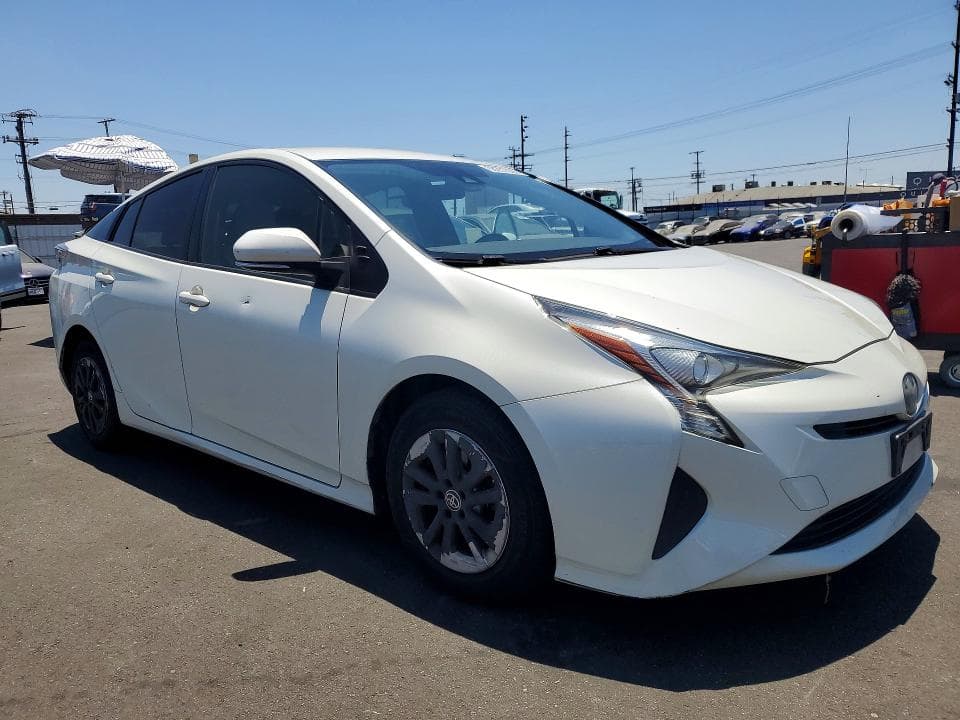2017 TOYOTA PRIUS TWO 4