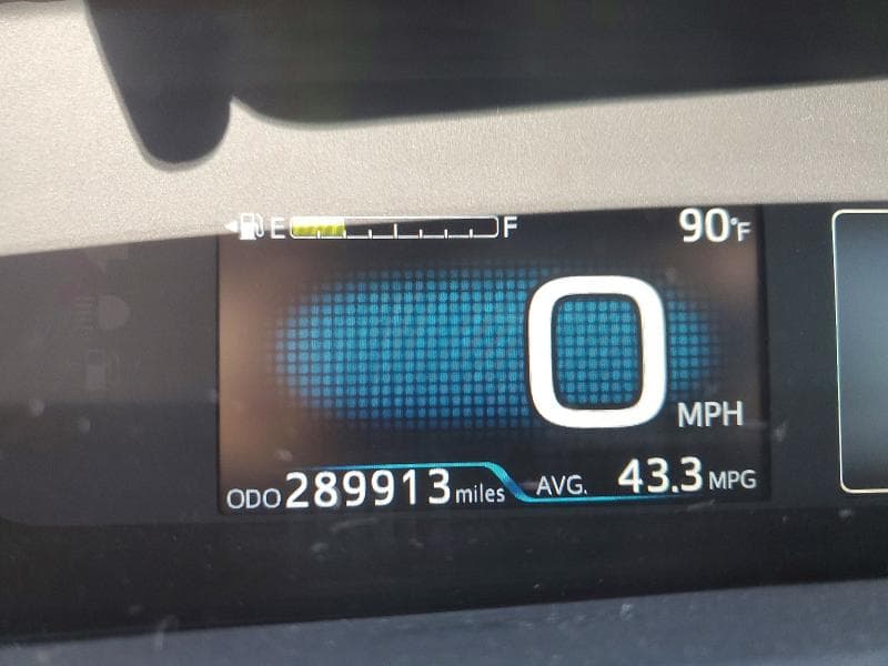 2017 TOYOTA PRIUS TWO 9