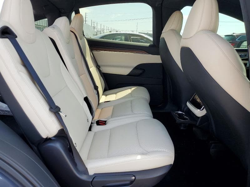 2023 TESLA MODEL X 11