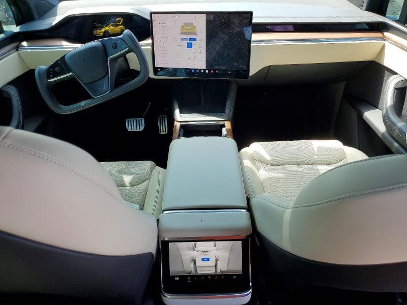 2023 TESLA MODEL X 8