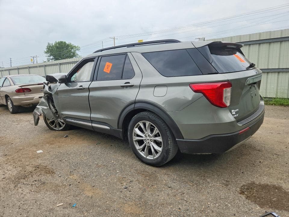 2020 FORD EXPLORER XLT 2