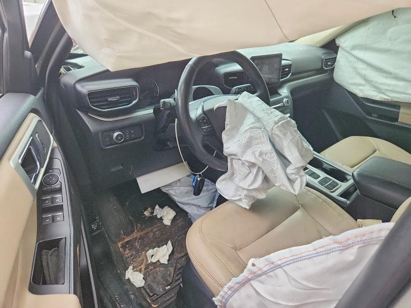 2020 FORD EXPLORER XLT 8
