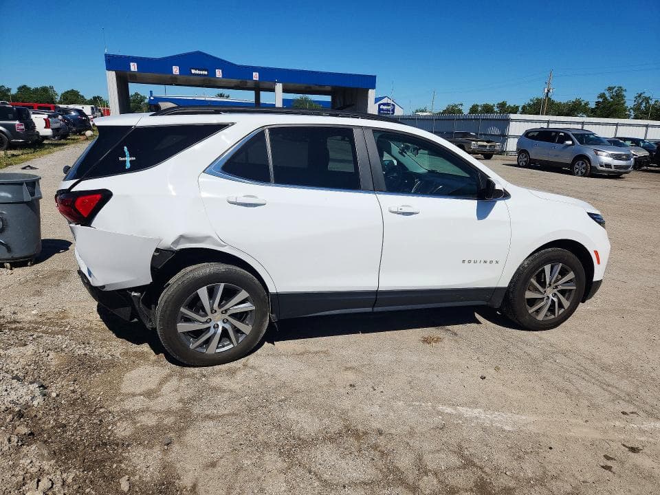2023 CHEVROLET EQUINOX LT 3