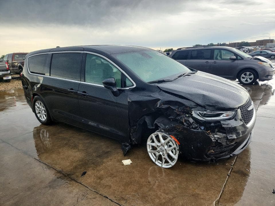 2025 CHRYSLER PACIFICA SELECT 4