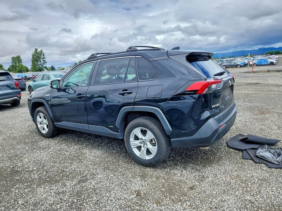 2019 TOYOTA RAV4 LE LE 2
