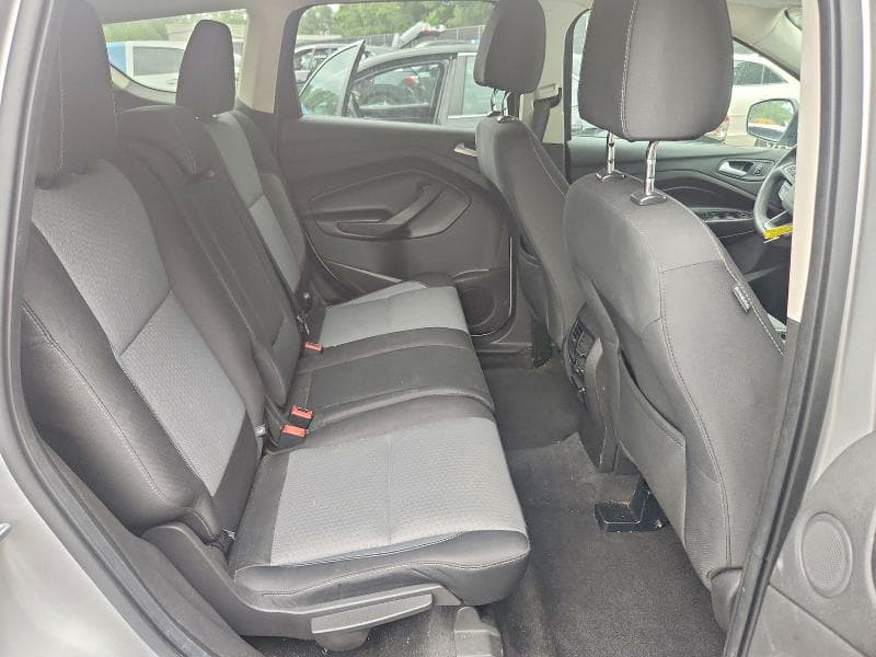 2017 FORD ESCAPE SE SE 11