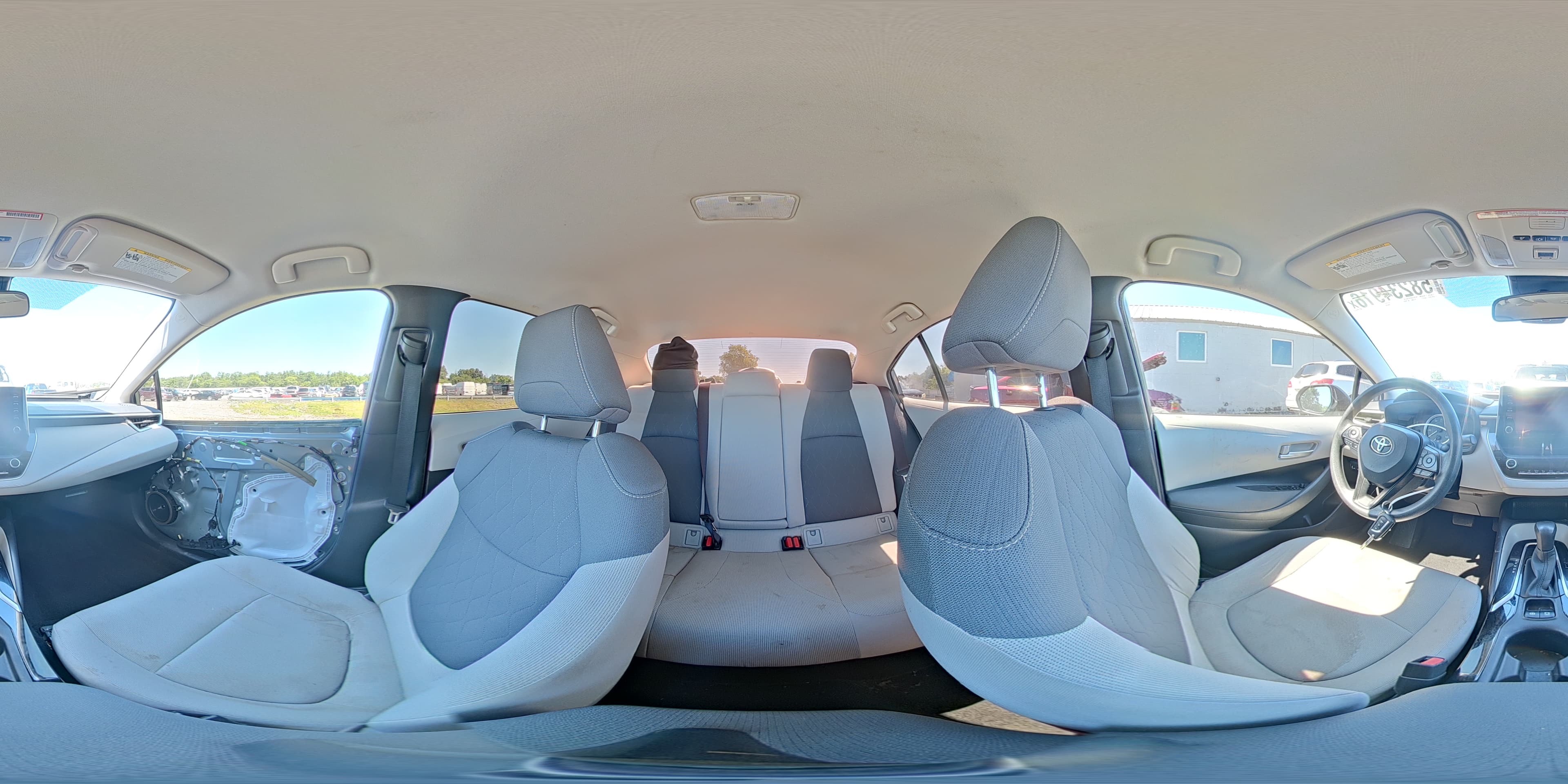 2020 TOYOTA COROLLA LE 15