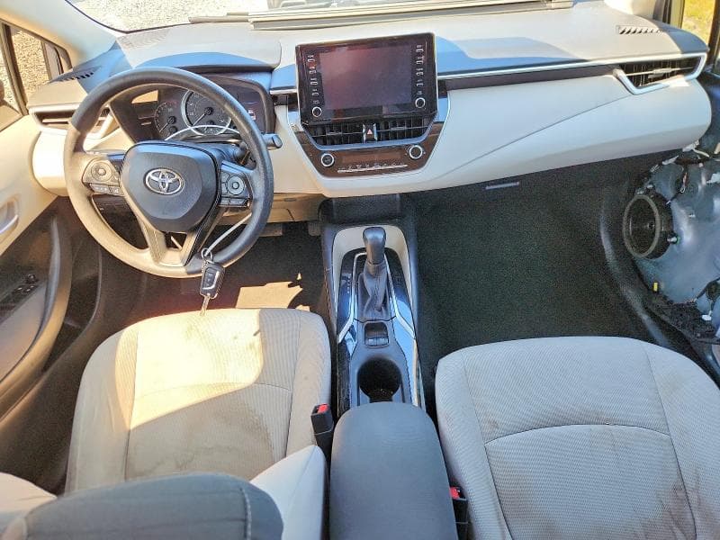2020 TOYOTA COROLLA LE 8