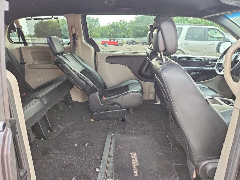 2016 DODGE GRAND CARAVAN SXT 11