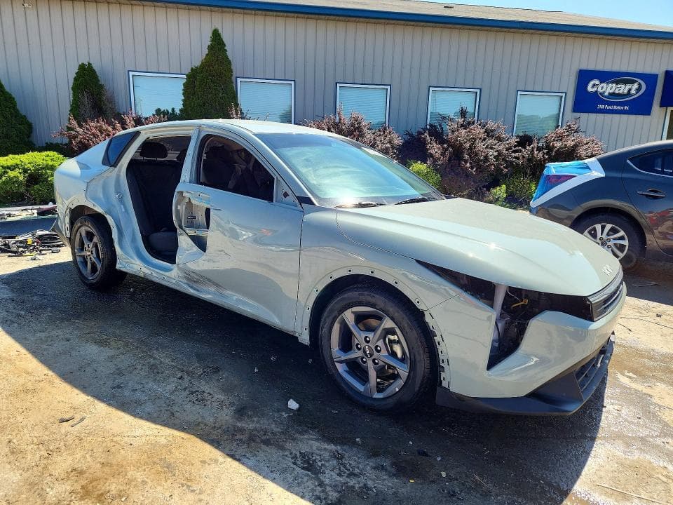 2025 KIA K4 LXS LXS 4