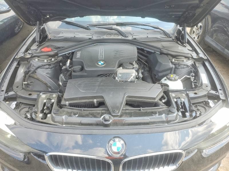 2016 BMW 320 I 11