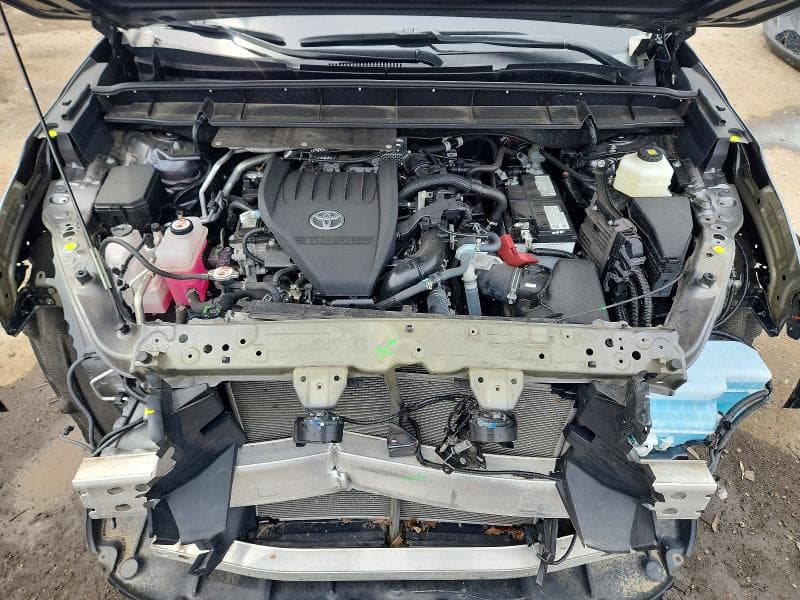 2023 TOYOTA HIGHLANDER XLE 12