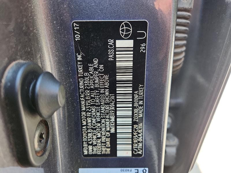 2018 TOYOTA C-HR XLE XLE 12
