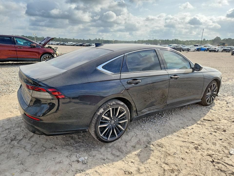 2025 HONDA ACCORD TOURING HYBRID 3