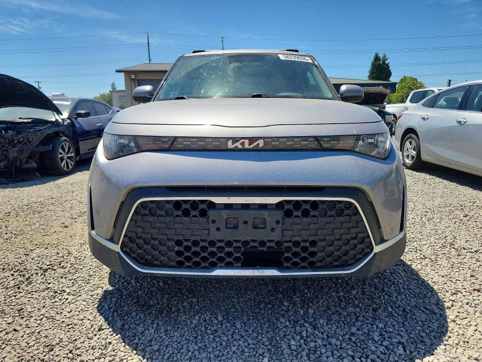 2023 KIA SOUL LX 5