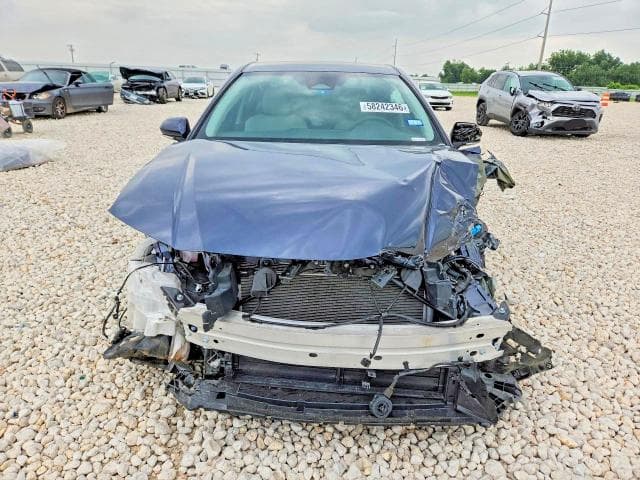 2026 TOYOTA CAMRY XLE 5