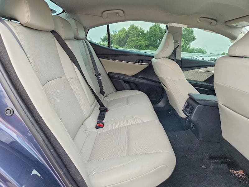 2026 TOYOTA CAMRY XLE 10