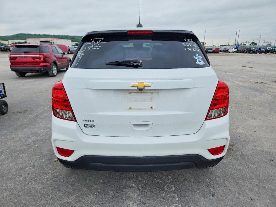 2020 CHEVROLET TRAX LS 6