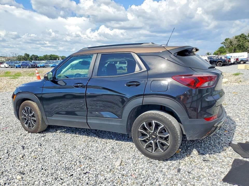 2022 CHEVROLET TRAILBLAZER ACTIV 2