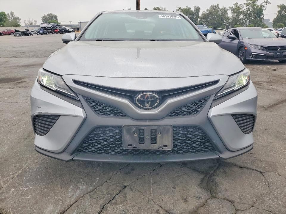 2019 TOYOTA CAMRY SE 5