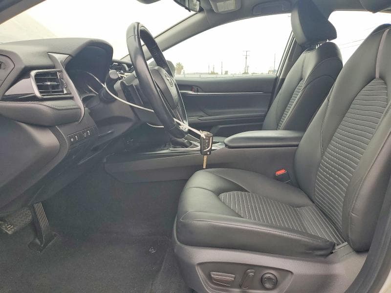 2019 TOYOTA CAMRY SE 7