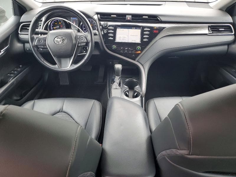 2019 TOYOTA CAMRY SE 8
