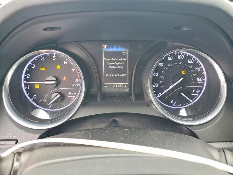 2019 TOYOTA CAMRY SE 9