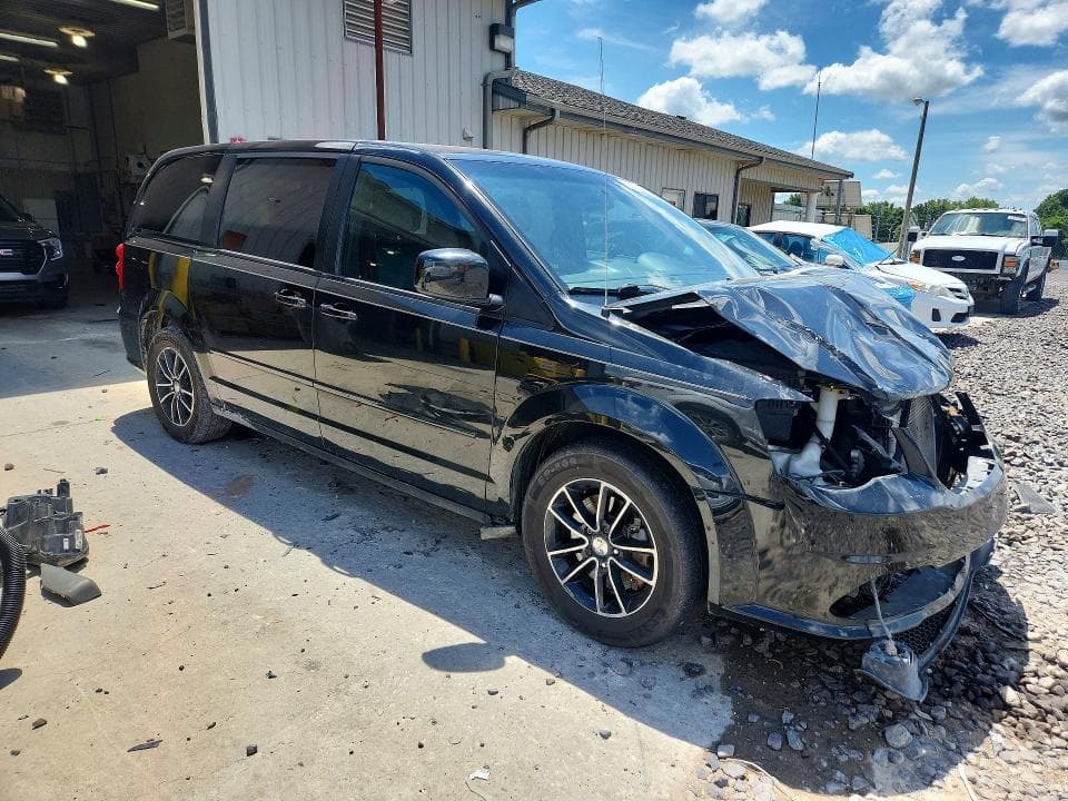 2017 DODGE GRAND CARAVAN SXT 4