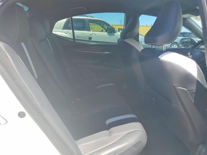 2025 TOYOTA CAMRY SE 10