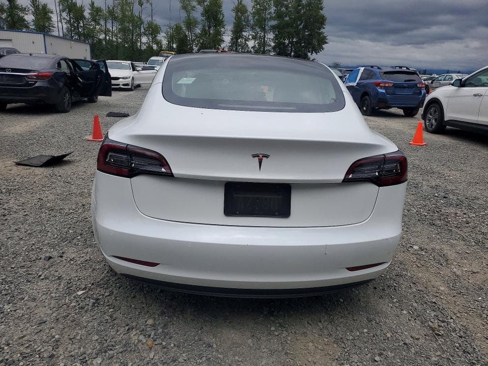 2021 TESLA MODEL 3 6