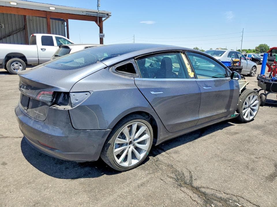 2020 TESLA MODEL 3 3