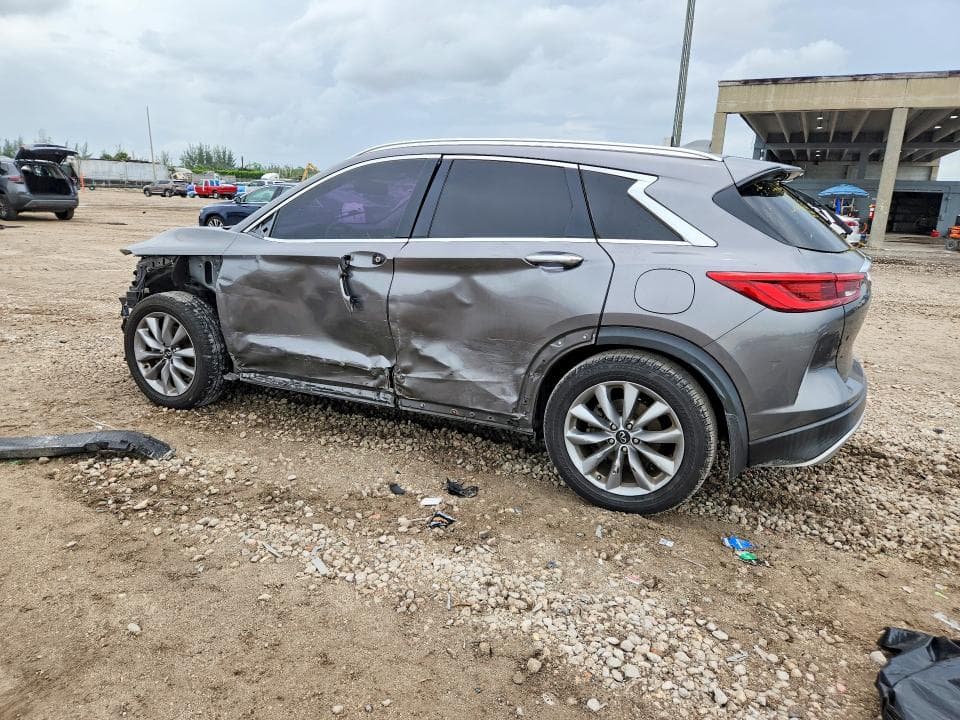 2020 INFINITI QX50 LUXE 2
