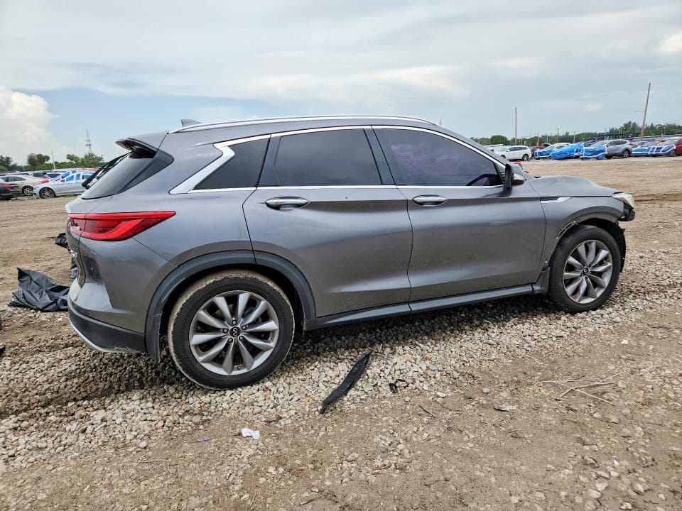 2020 INFINITI QX50 LUXE 3