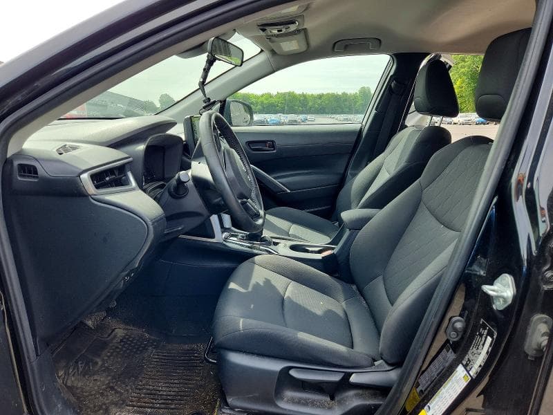 2022 TOYOTA COROLLA CROSS LE 7