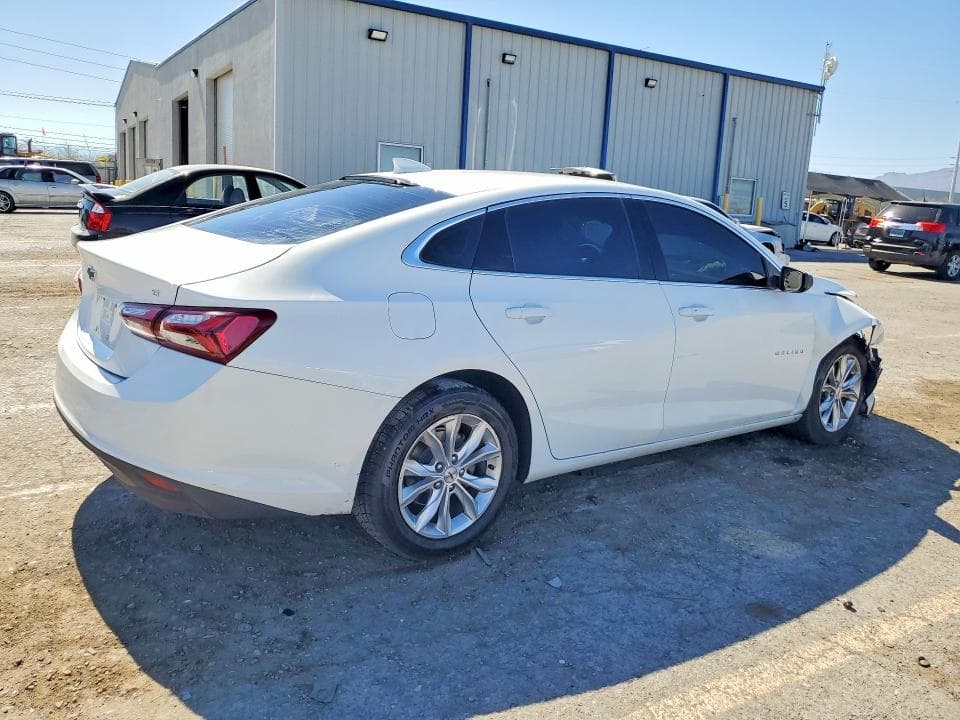 2022 CHEVROLET MALIBU LT 3