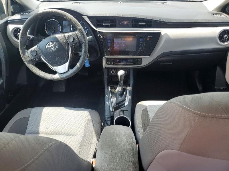 2017 TOYOTA COROLLA LE 8