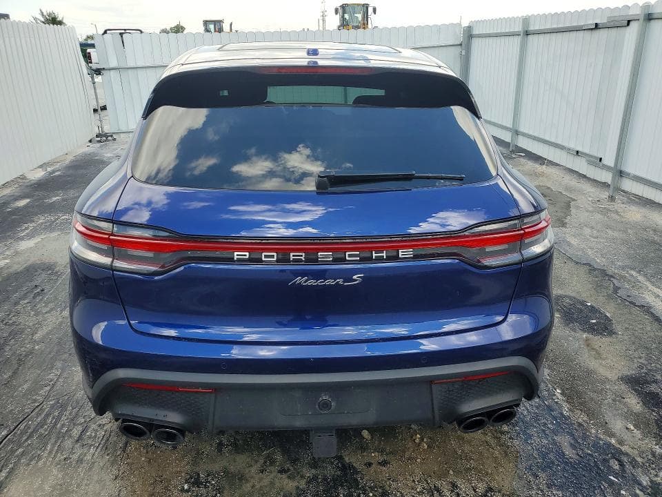 2024 PORSCHE MACAN S 6
