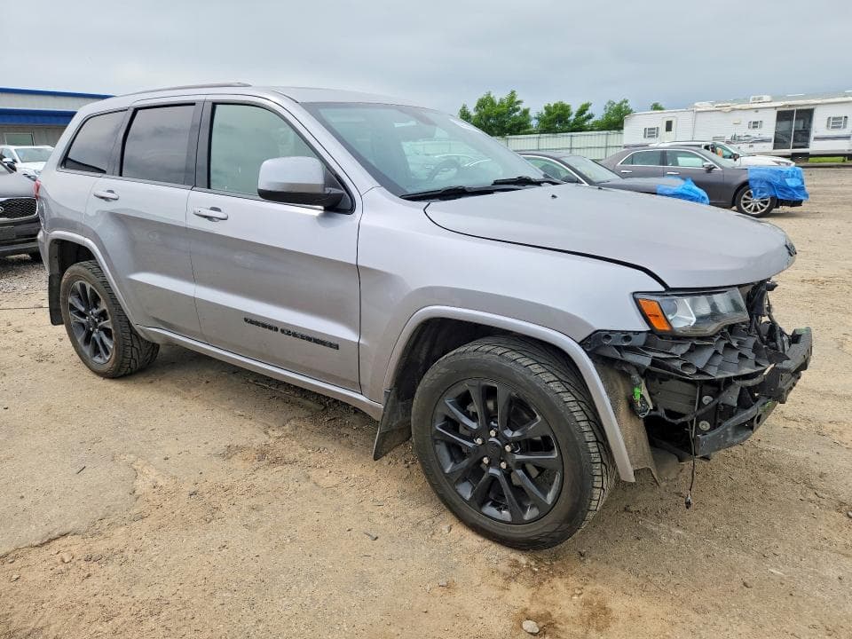 2018 JEEP GRAND CHEROKEE LAREDO 4