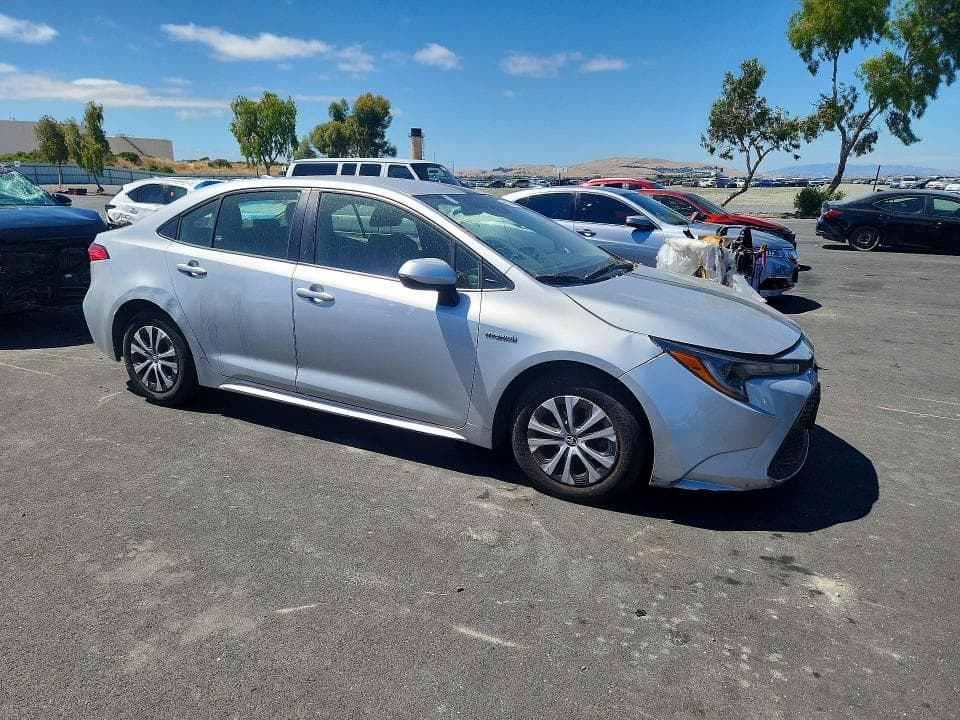2021 TOYOTA COROLLA LE 4