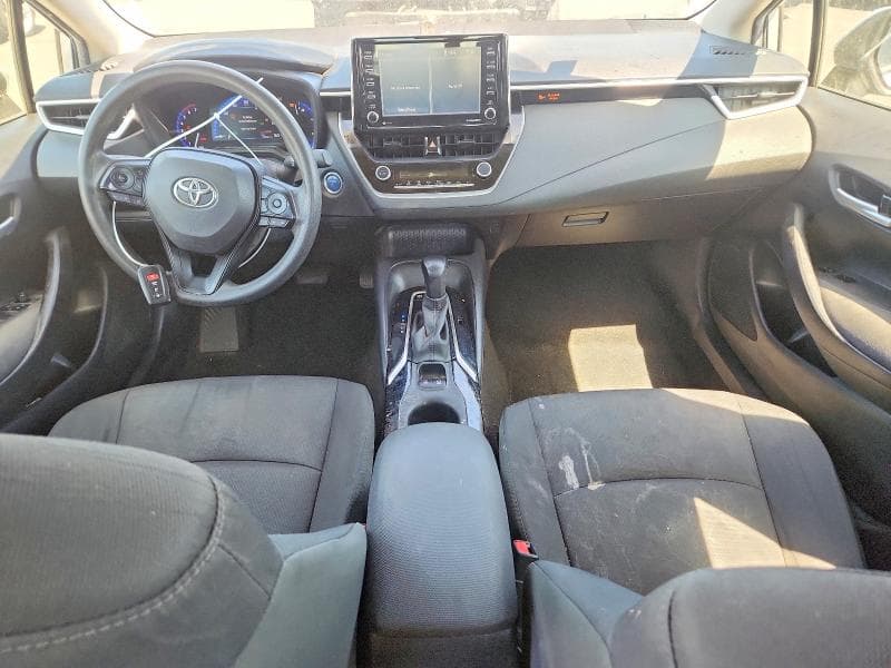 2021 TOYOTA COROLLA LE 8