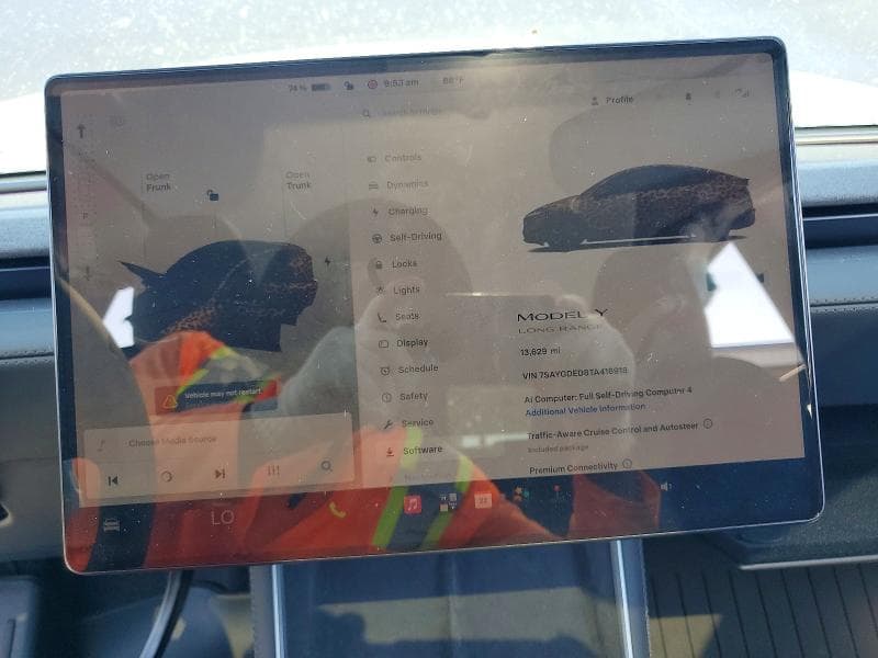2026 TESLA MODEL Y 9