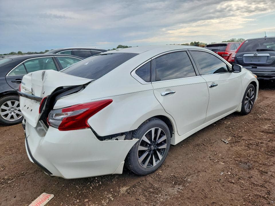 2018 NISSAN ALTIMA 2.5 SV 3