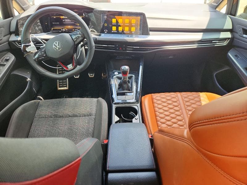 2024 VOLKSWAGEN GTI SE 8