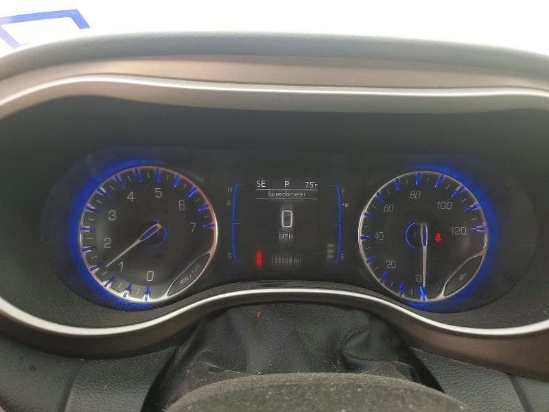 2017 CHRYSLER PACIFICA TOURING 9