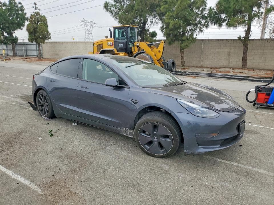 2023 TESLA MODEL 3 4