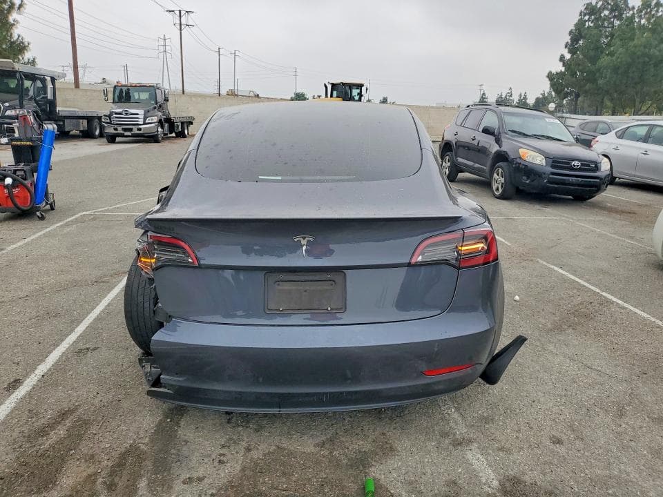 2023 TESLA MODEL 3 6
