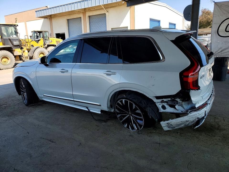2026 VOLVO XC90 PLUS 2