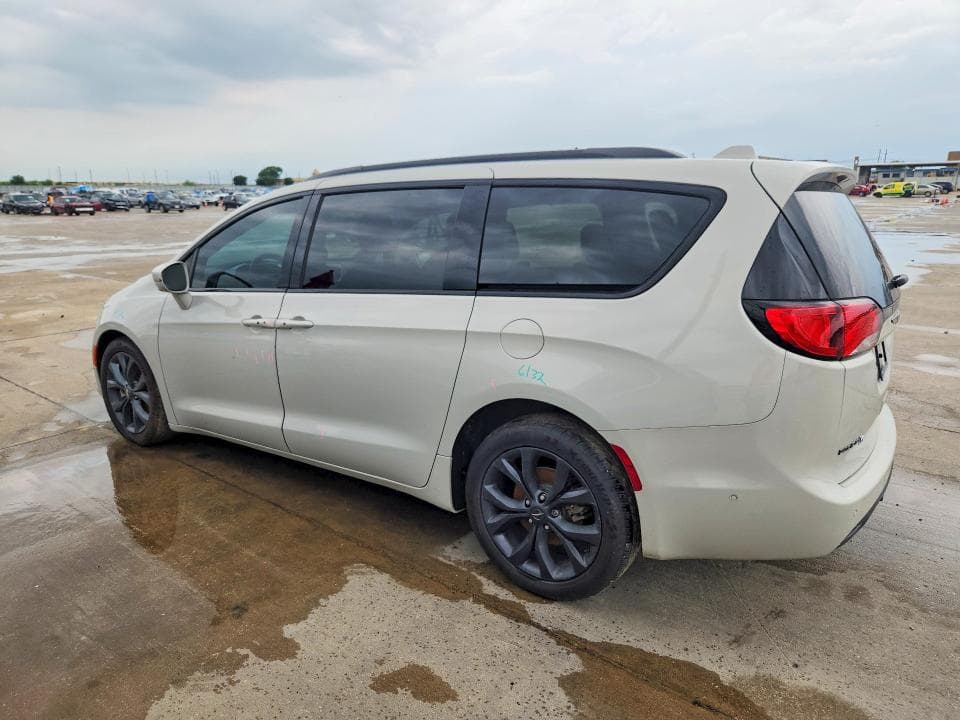 2019 CHRYSLER PACIFICA LIMITED 2