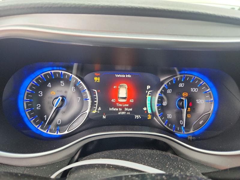 2019 CHRYSLER PACIFICA LIMITED 9