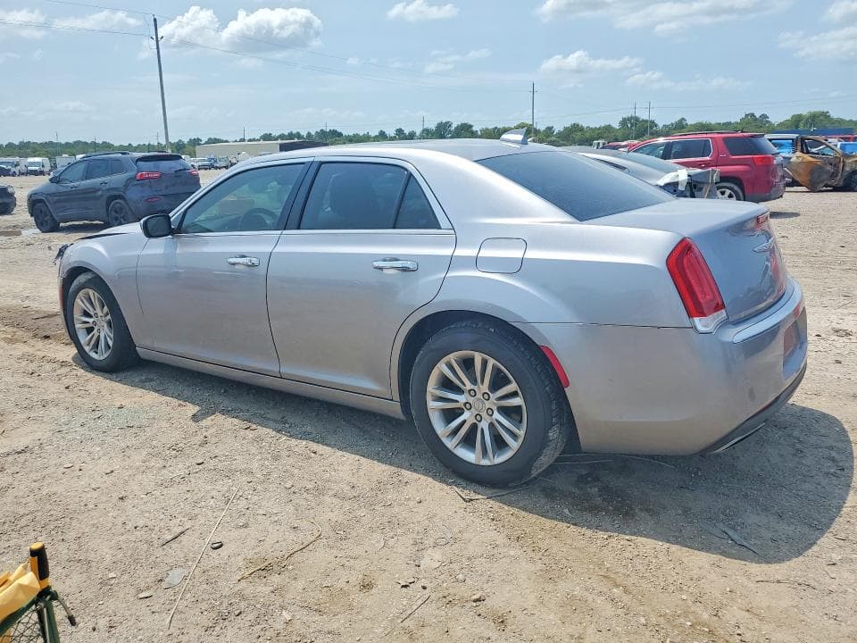 2017 CHRYSLER 300 2